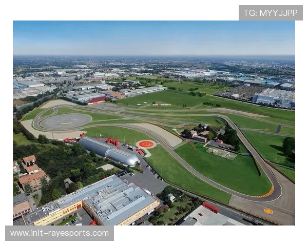 意大利蒙扎站法拉利主场夺冠,楚利车队激情庆祝 意大利蒙扎站法拉利主场夺冠,楚利车队激情庆祝