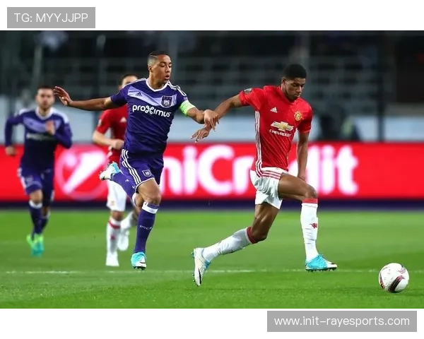 巴西国际最后时刻丢球,到手的3分变为1分 巴西国际最后时刻丢球,到手的3分变为1分