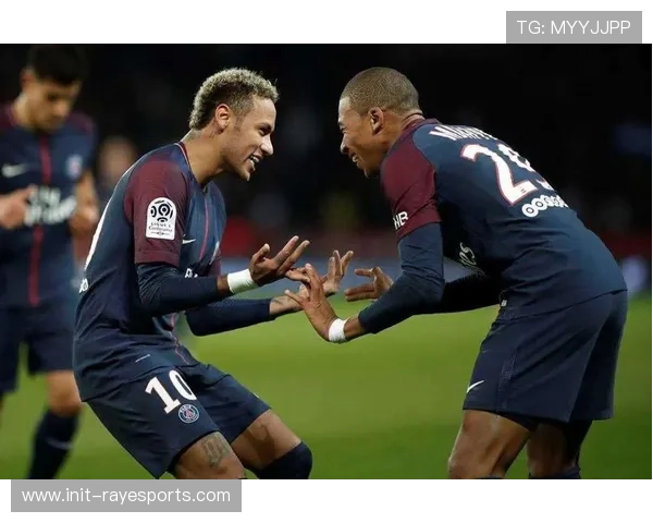 谢尔德鲁普双响击溃皇马，本菲卡新星闪耀欧冠